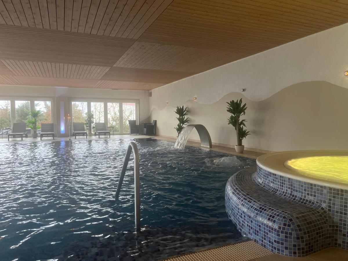 Froejel Resort & Spa Bagian luar foto