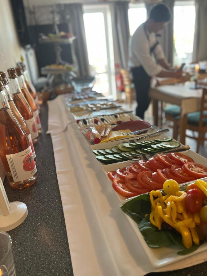 Froejel Resort & Spa Bagian luar foto